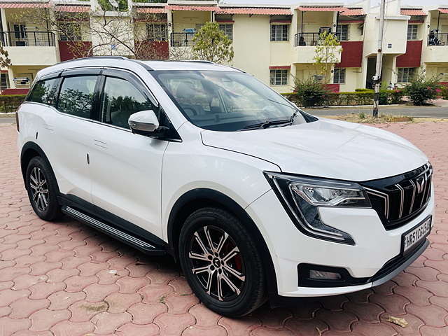 Second Hand Mahindra XUV700 AX 7 Petrol AT Luxury Pack 7 STR [2021] in फ़रीदाबाद
