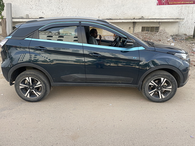 Second Hand Tata Nexon EV Max XZ Plus Lux 7.2 KW Fast Charger [2022-2023] in Jaipur