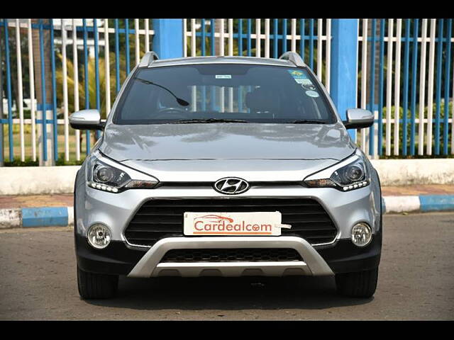Second Hand Hyundai i20 Active 1.2 SX in Kolkata