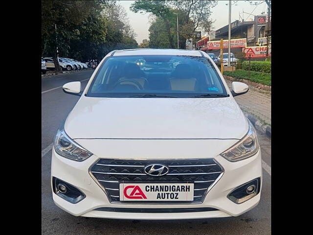 Second Hand Hyundai Verna [2017-2020] SX Plus 1.6 CRDi AT in Chandigarh