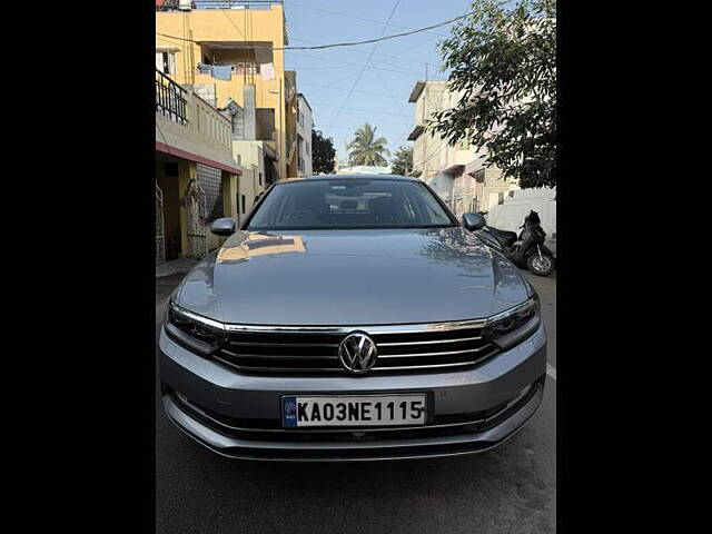 Second Hand Volkswagen Passat Highline in Bangalore