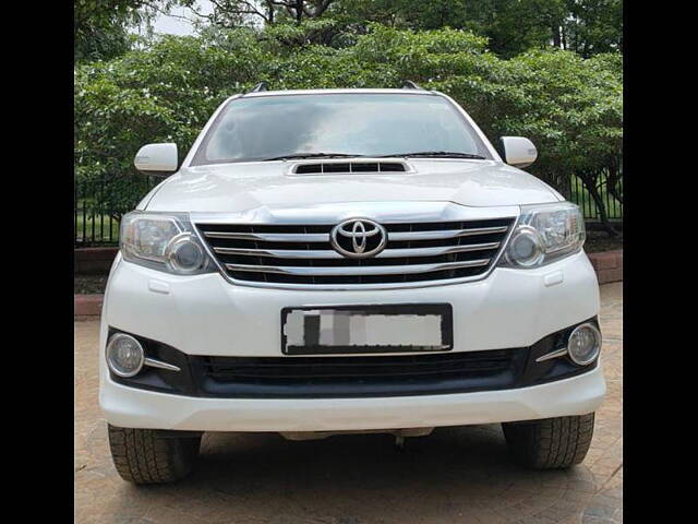 Second Hand Toyota Fortuner [2016-2021] 2.8 4x2 MT [2016-2020] in Delhi