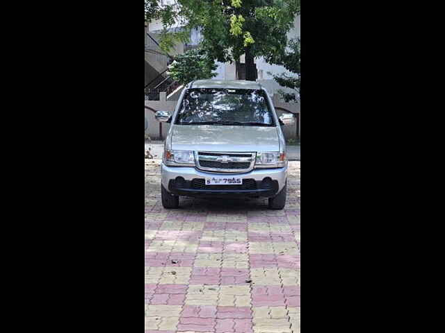 Second Hand Chevrolet Tavera Neo LS B3 10-Str BS-III in Nagpur