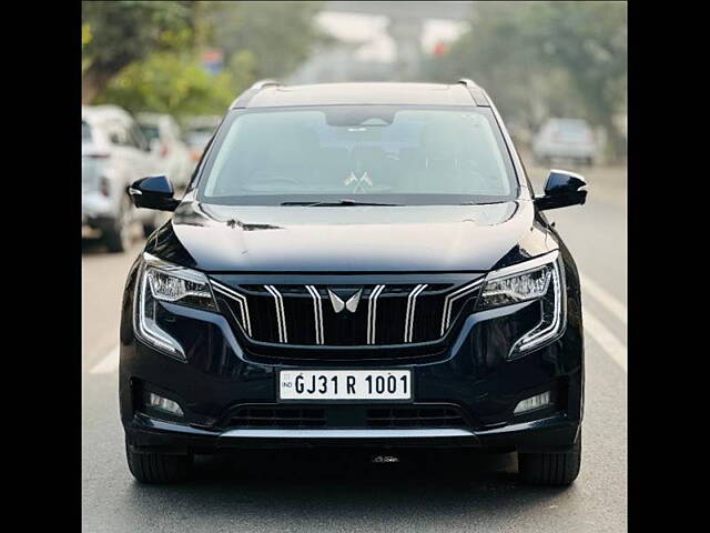 Second Hand Mahindra XUV700 AX 7 Diesel  AT Luxury Pack 7 STR [2021] in Ahmedabad