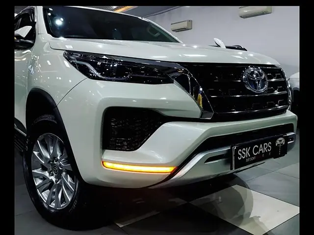 Second Hand Toyota Fortuner [2016-2021] 2.8 4x4 MT [2016-2020] in Lucknow