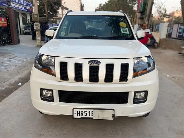 Second Hand Mahindra TUV300 [2015-2019] T10 in Gurgaon