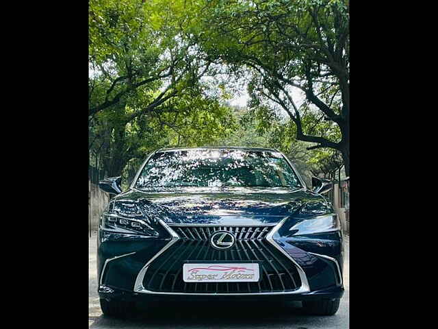 Second Hand Lexus ES 300h Luxury in Delhi