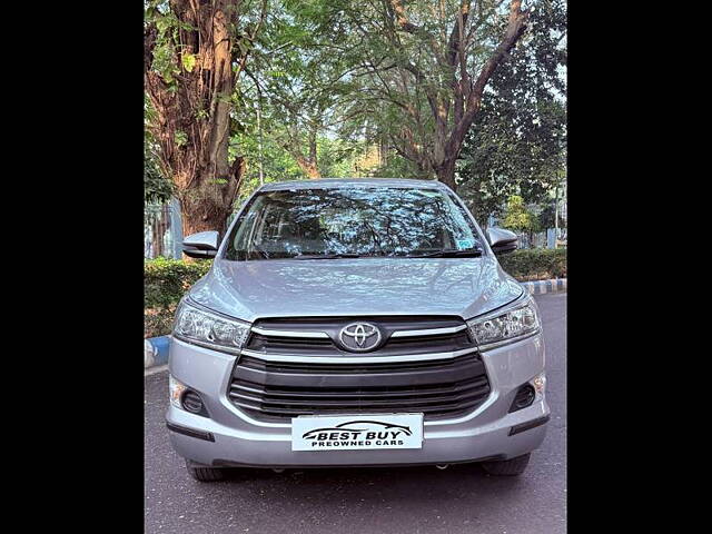 Second Hand Toyota Innova Crysta [2016-2020] 2.4 G 8 STR [2016-2017] in Kolkata