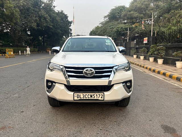 Second Hand Toyota Fortuner [2016-2021] 2.8 4x2 AT [2016-2020] in Delhi