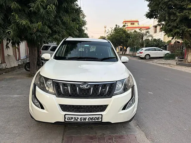 Second Hand Mahindra XUV500 [2015-2018] W6 in Lucknow