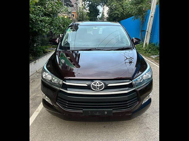 Second Hand Toyota Innova Crysta [2016-2020] 2.4 G 8 STR [2016-2017] in Hyderabad