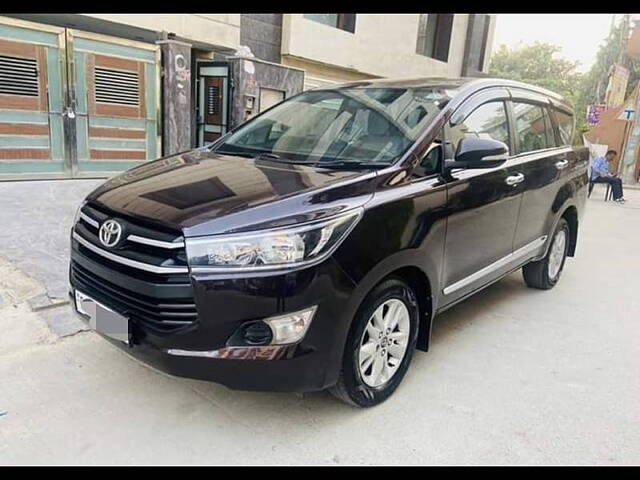 Second Hand Toyota Innova Crysta [2016-2020] 2.4 GX 8 STR [2016-2020] in Delhi