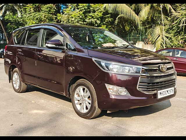 Second Hand Toyota Innova Crysta [2016-2020] 2.4 G 8 STR [2016-2017] in Mumbai