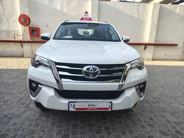 Second Hand Toyota Fortuner [2016-2021] 2.8 4x2 MT [2016-2020] in Delhi