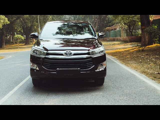 Second Hand Toyota Innova Crysta [2016-2020] 2.4 VX 8 STR [2016-2020] in Delhi