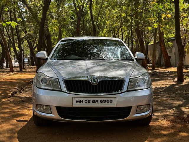 Second Hand Skoda Laura Ambition 2.0 TDI CR MT in Nashik