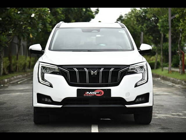 Second Hand Mahindra XUV700 AX 7 Diesel AT AWD Luxury Pack 7 STR [2021] in Kolkata