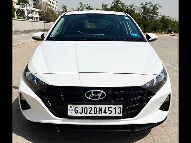 Second Hand Hyundai i20 [2020-2023] Sportz 1.2 MT [2020-2023] in Ahmedabad