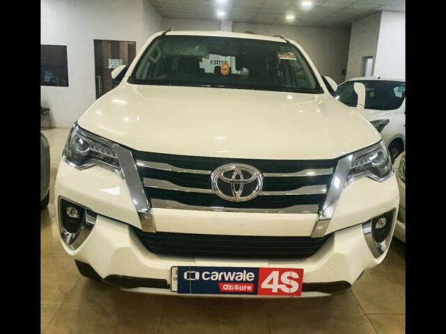 Second Hand Toyota Fortuner 2.8 4x2 MT [2016-2020] in लखनऊ