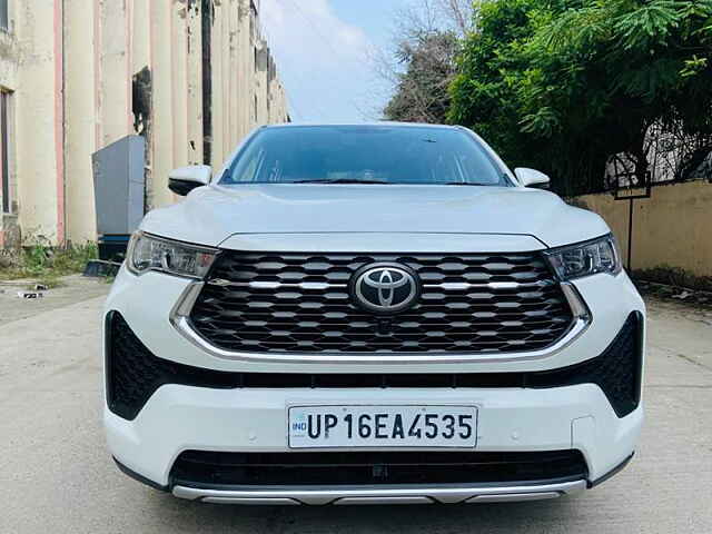 Second Hand Toyota Innova Hycross VX Hybrid 8 STR in Delhi