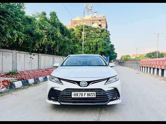 Second Hand Toyota Camry [2022-2024] Hybrid in Delhi