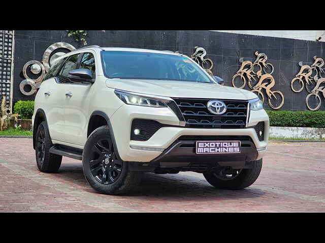 Second Hand Toyota Fortuner 4X4 AT 2.8 Diesel in Lucknow