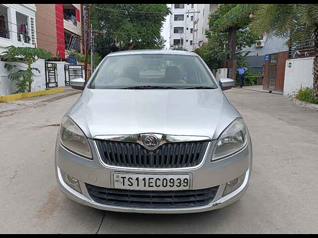 Second Hand Skoda Rapid [2014-2015] 1.5 TDI CR Ambition with Alloy Wheels in Hyderabad