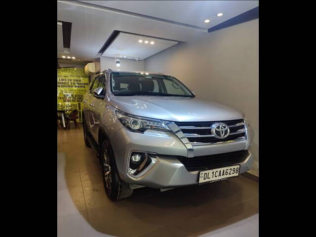 Second Hand Toyota Fortuner [2016-2021] 2.8 4x4 AT in Delhi