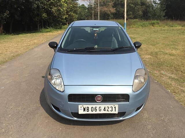 Used 2011 Fiat Punto [2011-2014] Emotion 1.4 for sale in Kolkata - CarWale