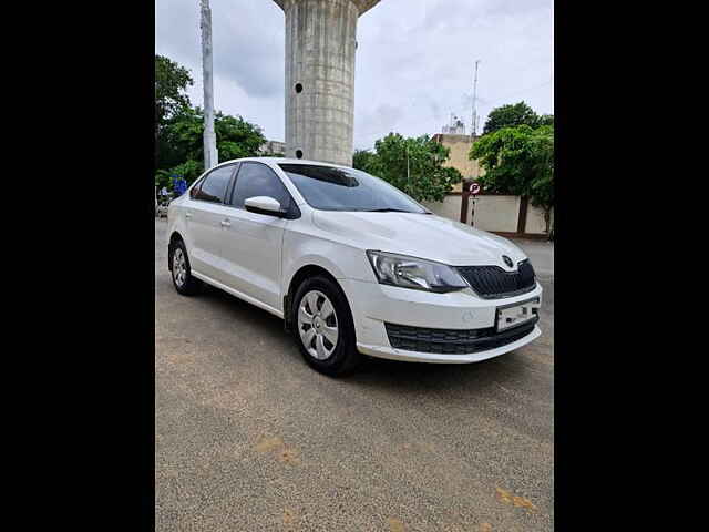 Second Hand Skoda Rapid [2011-2014] Active 1.6 TDI CR MT in Ahmedabad