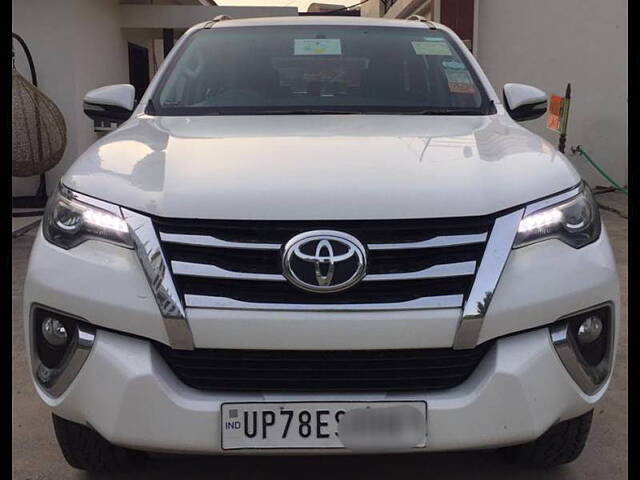 Second Hand Toyota Fortuner [2016-2021] 2.8 4x2 AT [2016-2020] in Kanpur