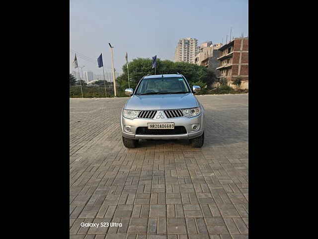 Second Hand Mitsubishi Pajero Sport 2.5 MT in Delhi