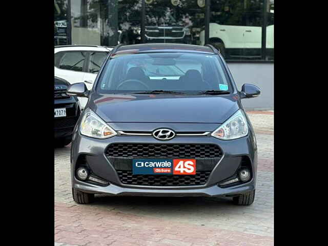 Second Hand Hyundai Grand i10 Sportz (O) AT 1.2 Kappa VTVT [2017-2018] in Ahmedabad