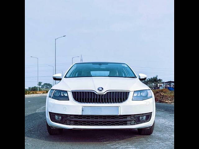 Second Hand Skoda Octavia [2015-2017] 2.0 TDI CR Style Plus AT in Surat