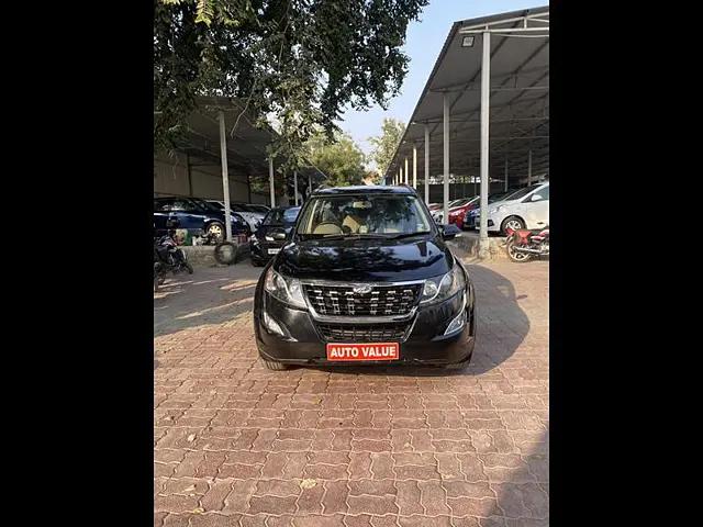 Second Hand Mahindra XUV500 [2015-2018] W6 in Lucknow