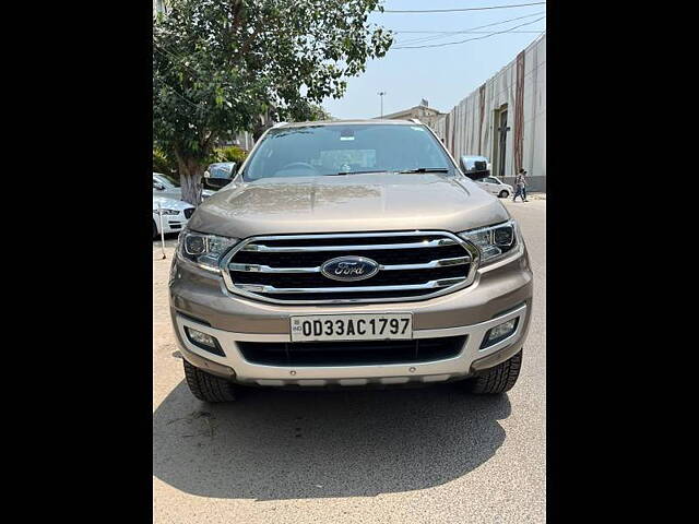 Second Hand Ford Endeavour Titanium Plus 2.2 4x2 AT in Delhi