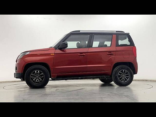 Second Hand Mahindra TUV300 [2015-2019] T10 Dual Tone in Hyderabad