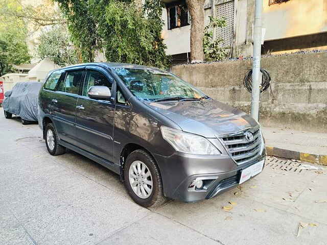 Second Hand Toyota Innova [2012-2013] 2.5 VX 7 STR BS-III in Mumbai