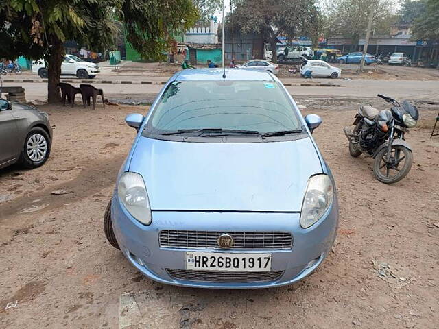 Used 2012 Fiat Punto [2011-2014] Emotion 1.3 for sale in Chandigarh at  Rs.1,35,000 - CarWale