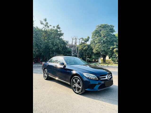 Second Hand Mercedes-Benz C-Class [2014-2018] C 200 Avantgarde in Delhi