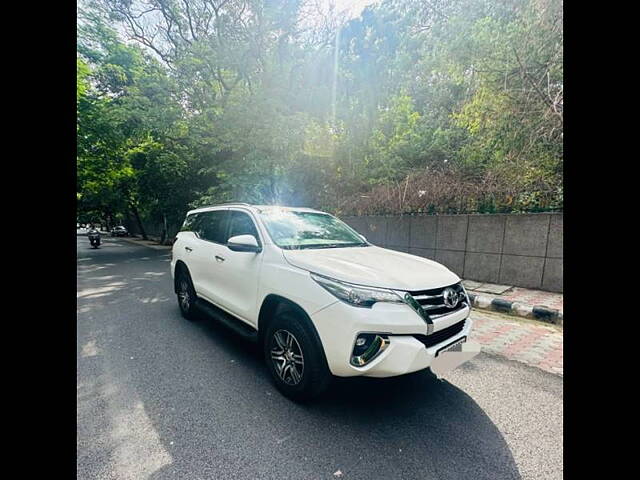 Second Hand Toyota Fortuner [2016-2021] 2.8 4x2 AT [2016-2020] in Delhi