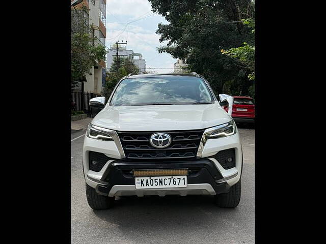 Second Hand Toyota Fortuner [2016-2021] 2.8 4x4 MT [2016-2020] in Bangalore