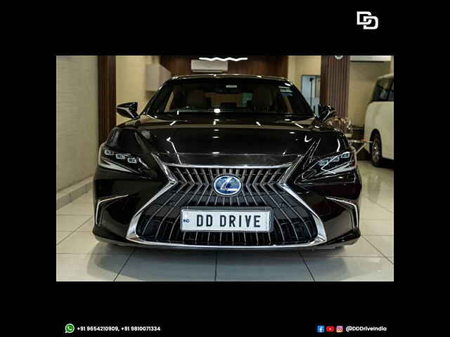 Second Hand Lexus ES 300h Luxury in Delhi