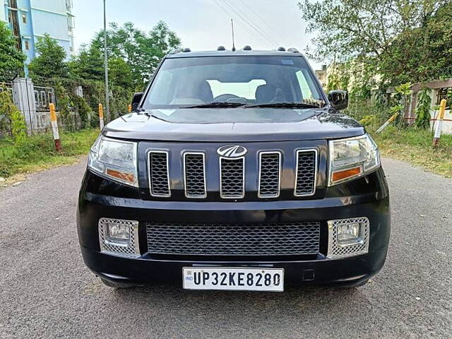 Second Hand Mahindra TUV300 [2015-2019] T8 in Lucknow
