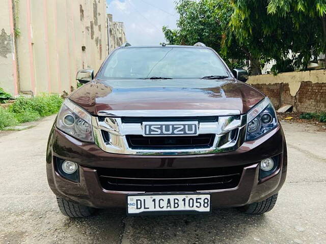 Second Hand Isuzu D-Max V-Cross [2016-2018] 4x4 in Delhi