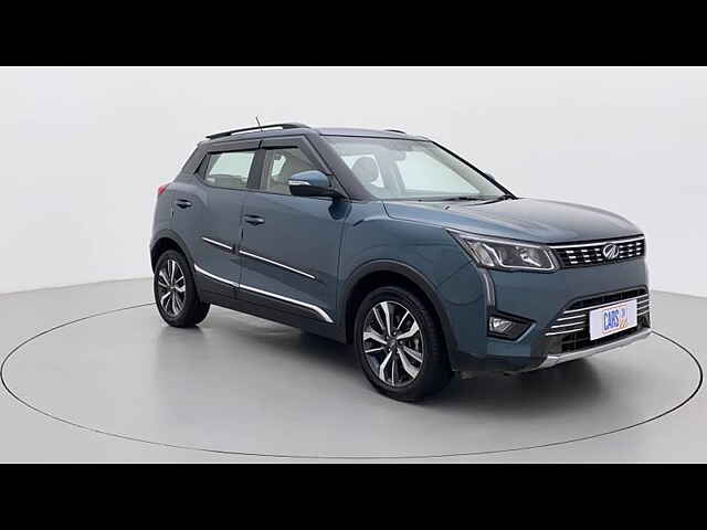 Second Hand Mahindra XUV300 [2019-2024] W8 (O) 1.2 Petrol AMT in Pune
