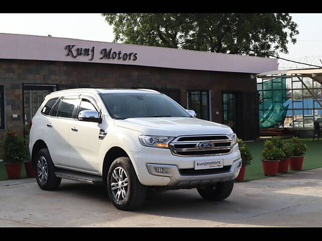 Second Hand Ford Endeavour [2016-2019] Trend 3.2 4x4 AT in Delhi