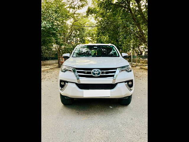 Second Hand Toyota Fortuner [2016-2021] 2.8 4x2 AT [2016-2020] in Delhi