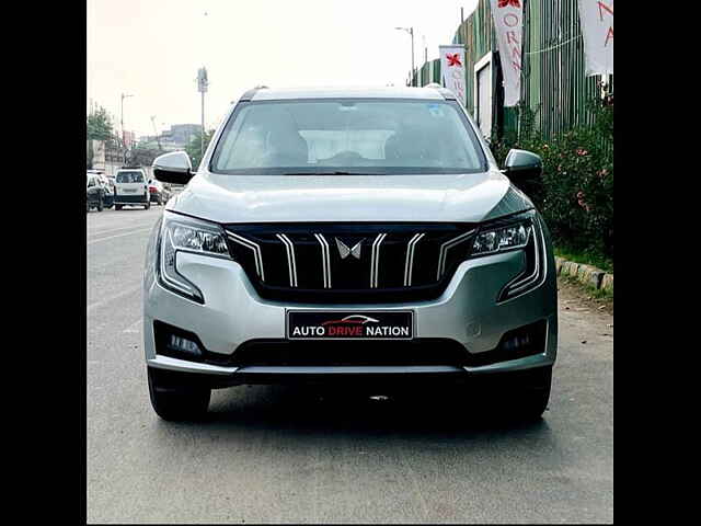 Second Hand Mahindra XUV700 AX 3 Petrol MT 5 STR [2021] in Delhi