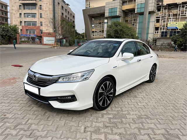 Second Hand Honda Accord Hybrid in Delhi